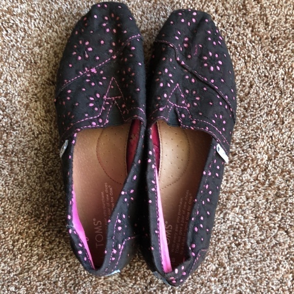 Toms Black and Pink Anglaise Classic Loafers - Picture 6 of 11